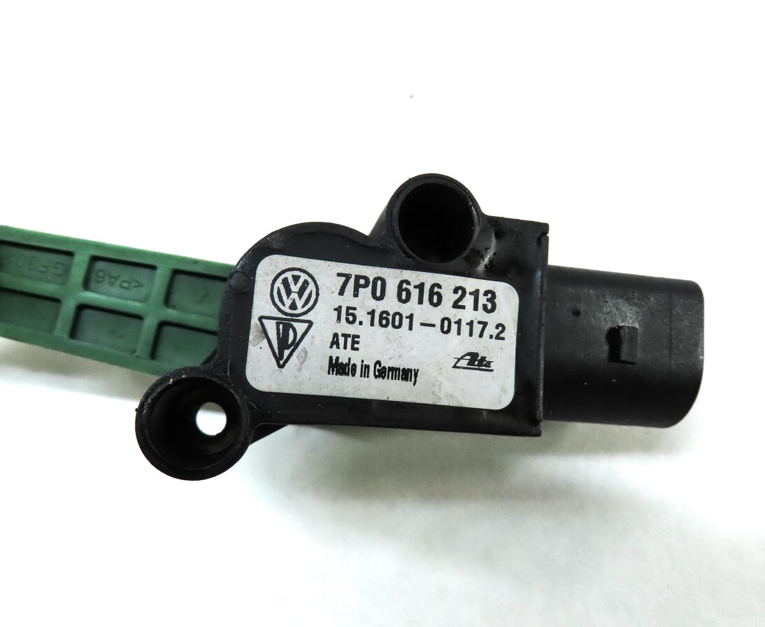 Thumbnail 5: 2011 PORSCHE CAYENNE (958) FRONT LEFT SUSPENSION HEIGHT LEVEL SENSOR 7P0616213