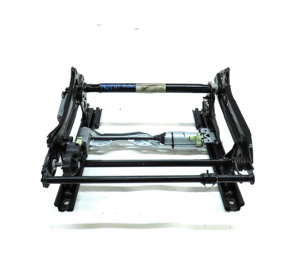 Thumbnail 3: 08-14 MB C230 C250 C300 C63 (W204) RIGHT FRONT PASSENGER SEAT TRACK w/ MOTORS