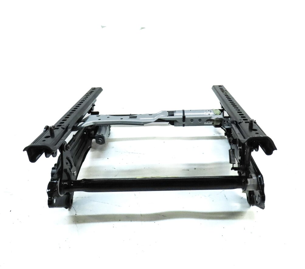 Thumbnail 4: 08-14 MB C230 C250 C300 C63 (W204) RIGHT FRONT PASSENGER SEAT TRACK w/ MOTORS