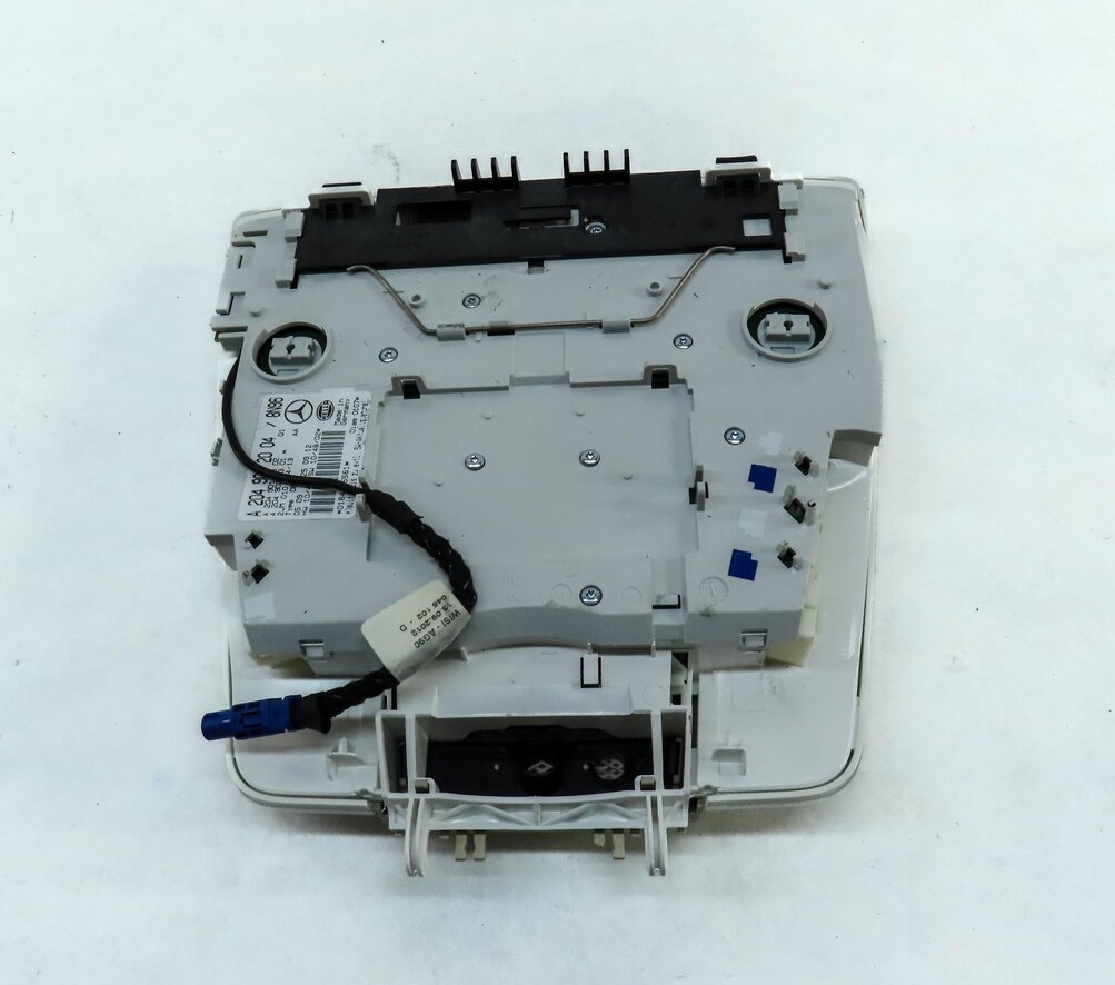 Thumbnail 4: 13 MERCEDES C250 (W204) FRONT ROOF DOMELIGHT DOME LIGHT w/ SWITCHES (BEIGE)