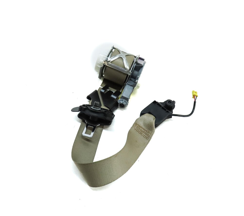 12-14 MERCEDES C-CLASS W204 SEDAN FRONT RIGHT PASSENGER SEATBELT RETRACTOR BEIGE