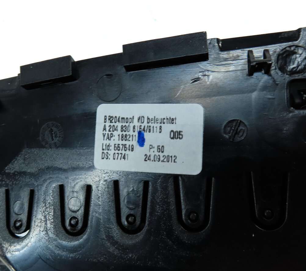 Thumbnail 5: 13 MERCEDES C250 (W204) FRONT CENTER DASH HVAC A/C HEATER AIR VENT (BLACK)