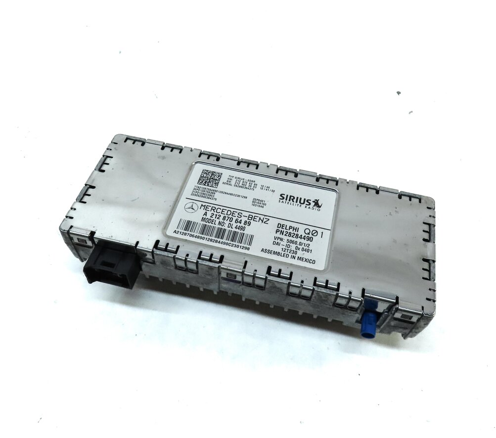 13 MERCEDES C250 (W204) STEREO SIRIUS SATELLITE RADIO RECEIVER CONTROL MODULE