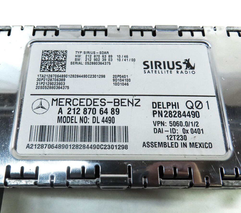 Thumbnail 5: 13 MERCEDES C250 (W204) STEREO SIRIUS SATELLITE RADIO RECEIVER CONTROL MODULE