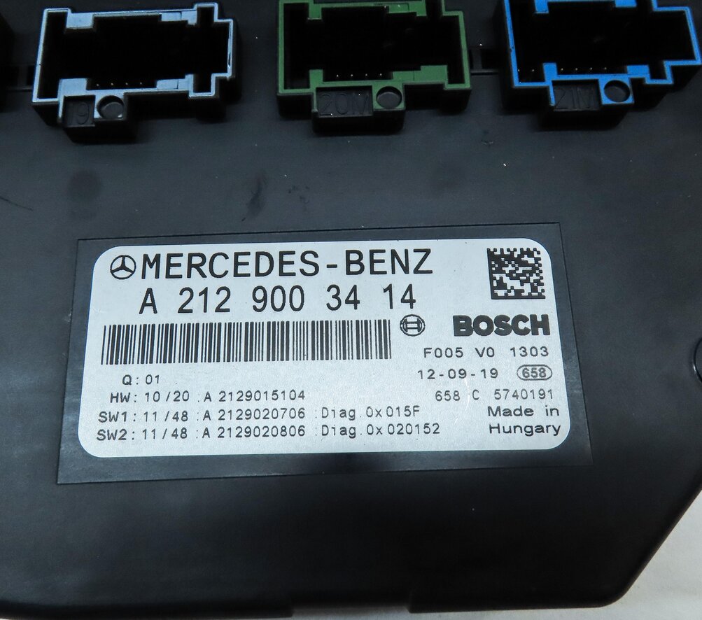 Thumbnail 5: 12-13 MERCEDES E C GLK CLS SLS W204 X204 FRONT SIGNAL ACQUISITION MODULE SAM