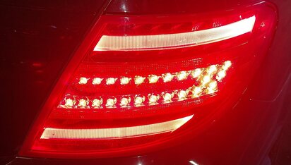 Thumbnail 2: 12-15 MERCEDES C250 C300 C350 (W204) RIGHT PASSENGER TAILLIGHT BRAKE LIGHT LAMP
