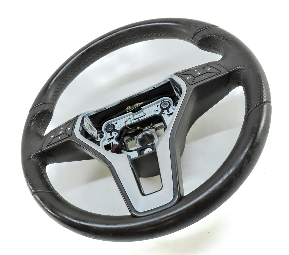 Thumbnail 3: 13 MERCEDES C250 (W204) 3 SPOKE SPORT ROUND BOTTOM STEERING WHEEL w/ SWITCHES