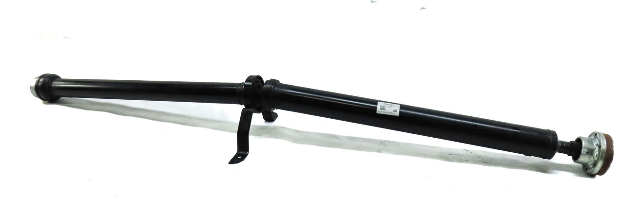 Thumbnail 1: 2017-2019 AUDI A4 ALLROAD (B9 8W) AWD REAR DRIVESHAFT DRIVELINE DRIVE LINE SHAFT