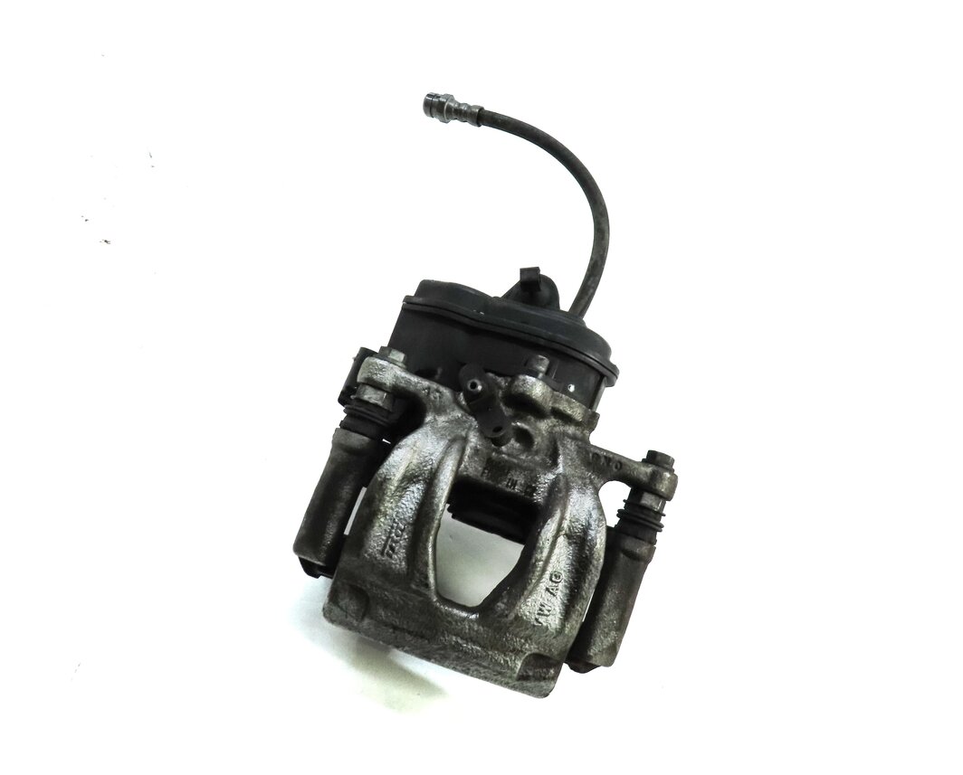 17-19 AUDI A4 A5 (B9 8W 8W6 F5) REAR RIGHT PASSENGER BRAKE CALIPER w/ ACTUATOR