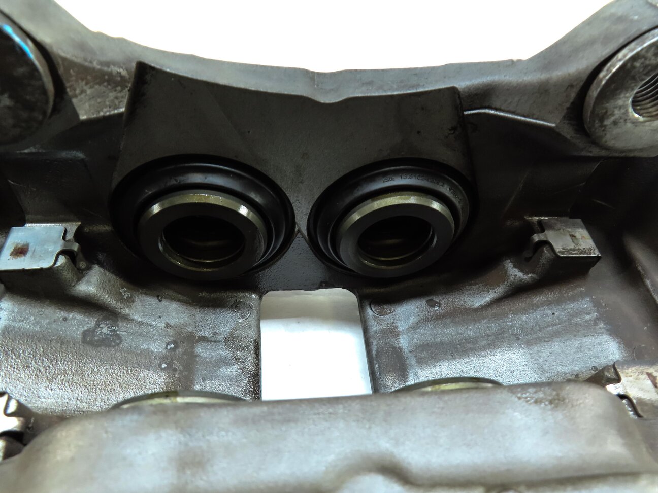 Thumbnail 7: 2017-2019 AUDI A4 A5 (B9 8W 8W6 F5) FRONT LEFT & RIGHT BRAKE CALIPER SET-2
