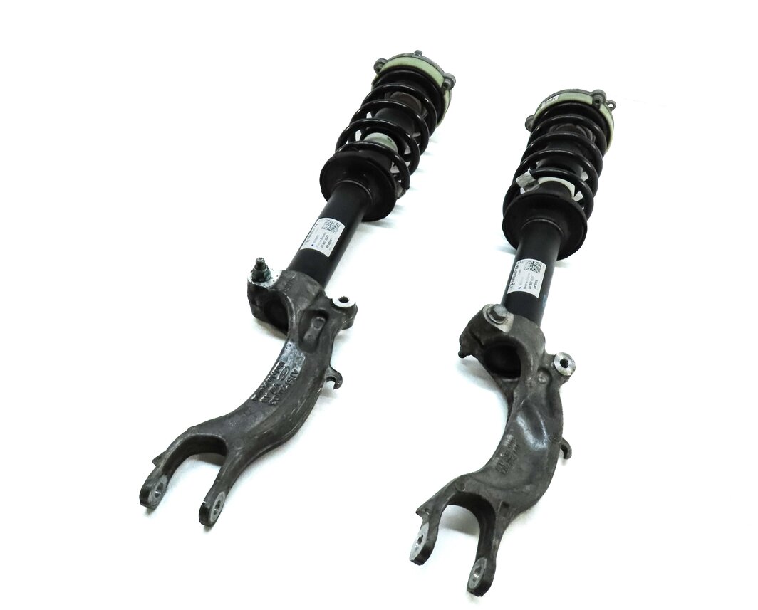 2017-2019 AUDI A4 (B9 8W) FRONT LEFT & RIGHT STANDARD SUSPENSION SHOCK STRUT SET