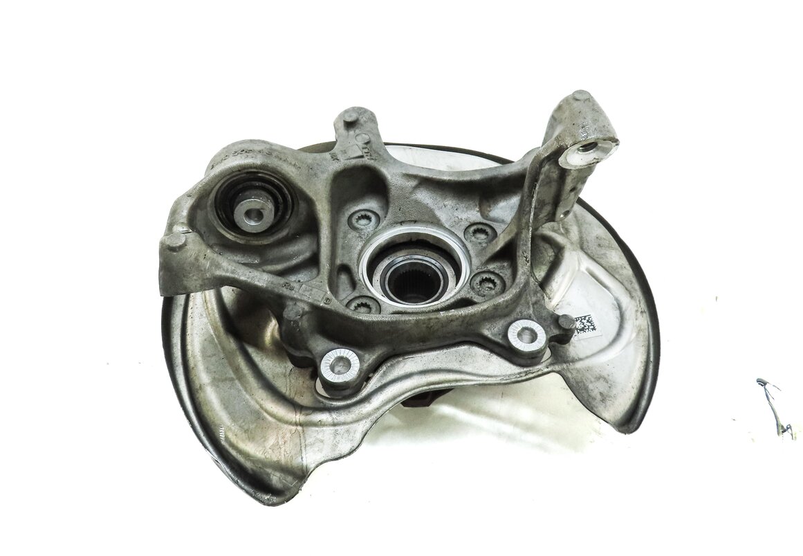 Thumbnail 2: 2017-2019 AUDI A4 A5 S5 (B9 8W 8W6) AWD REAR LEFT DRIVER SPINDLE KNUCKLE HUB