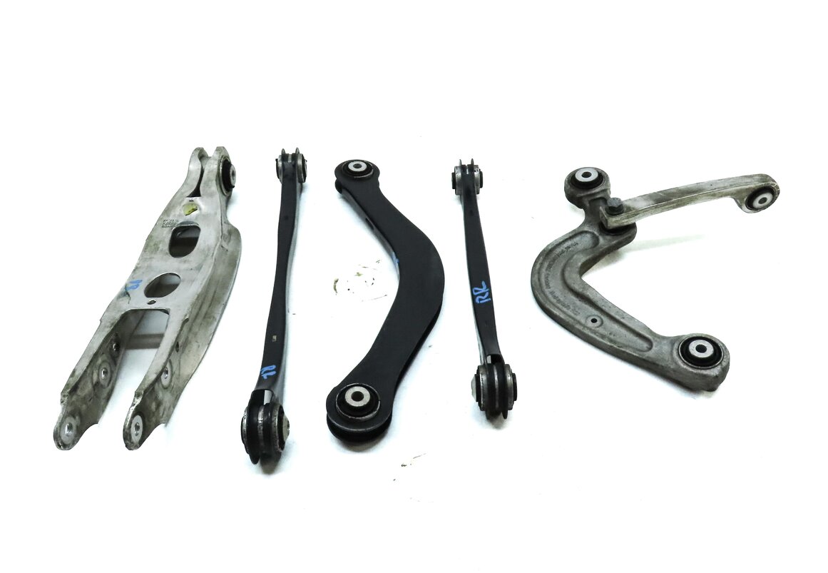 Thumbnail 2: 2017-2019 AUDI A4 ALLROAD (B9 8W) REAR RIGHT PASSENGER CONTROL ARM SET