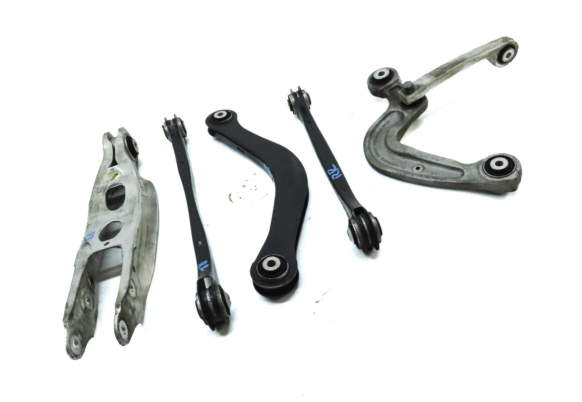 Thumbnail 3: 2017-2019 AUDI A4 ALLROAD (B9 8W) REAR RIGHT PASSENGER CONTROL ARM SET