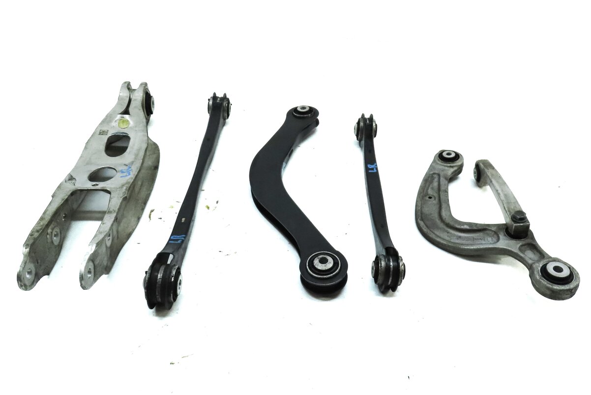 Thumbnail 2: 2017-2019 AUDI A4 ALLROAD (B9 8W) LEFT DRIVER REAR CONTROL ARM SET