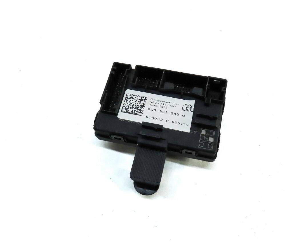 2017 AUDI A4 (B9 8W) FRONT LEFT DRIVER DOOR CONTROL MODULE