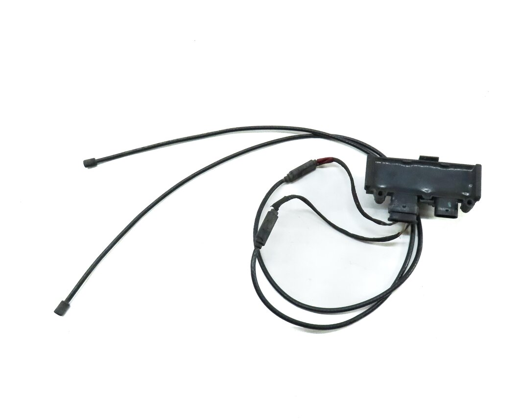 Thumbnail 2: 2017 AUDI A4 (B9 8W) REAR TRUNK SMART OPENER KICK PANEL SENSOR MODULE w/ ANTENNA
