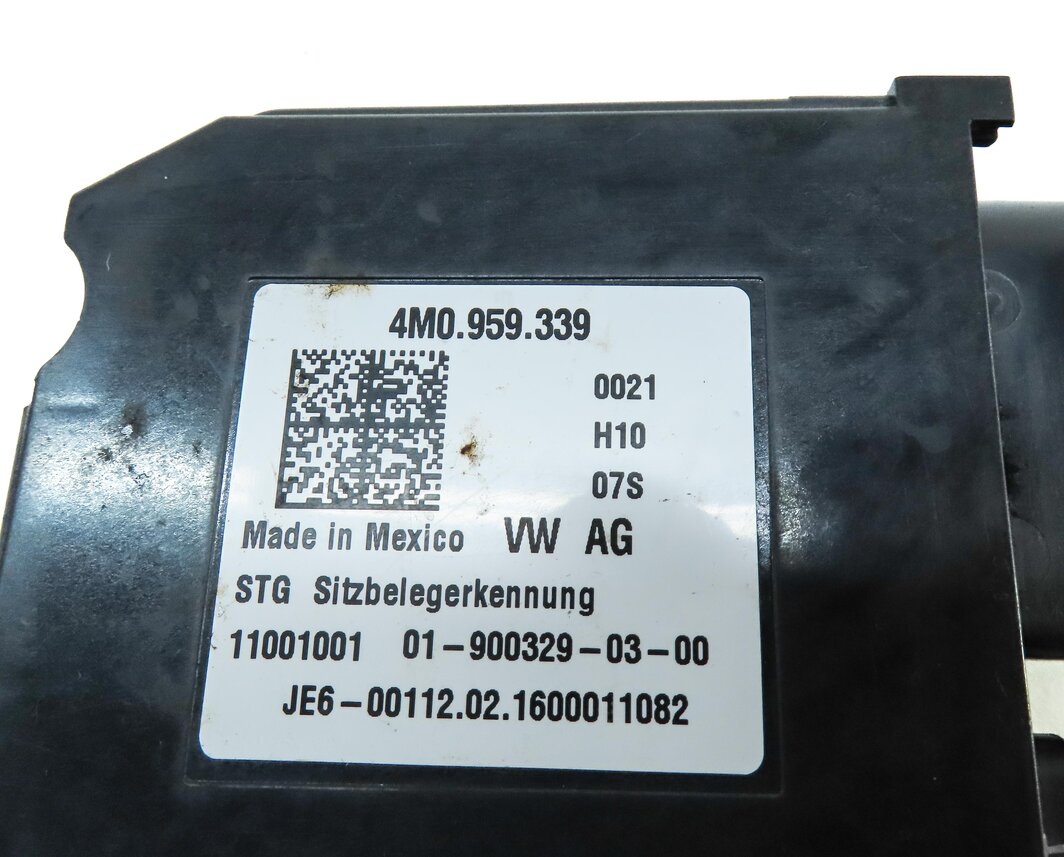 Thumbnail 4: 2017 AUDI A4 (B9 8W) FRONT RIGHT PASSENGER SEAT OCCUPANCY WEIGHT SENSOR MODULE