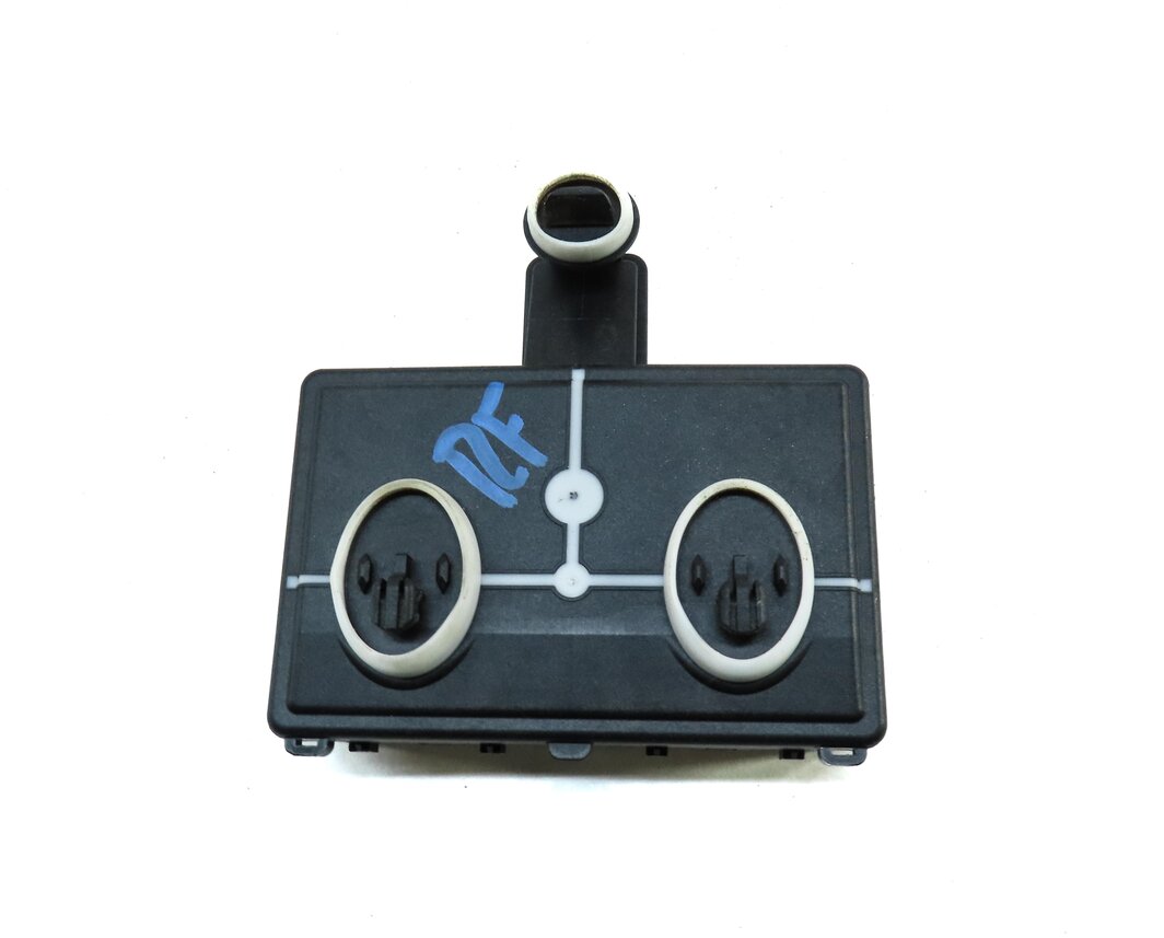 Thumbnail 4: 2017 AUDI A4 (B9 8W) FRONT RIGHT PASSEGNER DOOR CONTROL MODULE