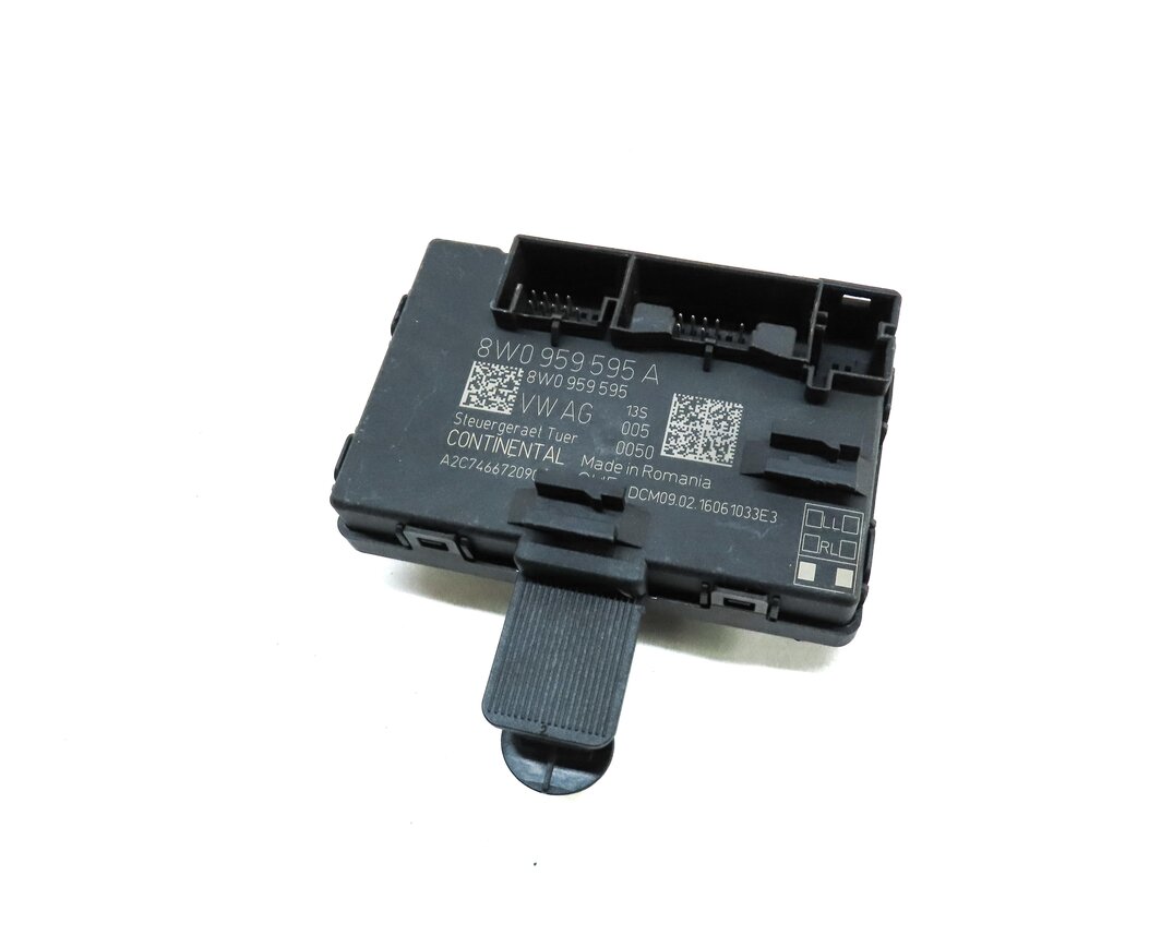 2017 AUDI A4 (B9 8W) REAR LEFT DOOR CONTROL MODULE