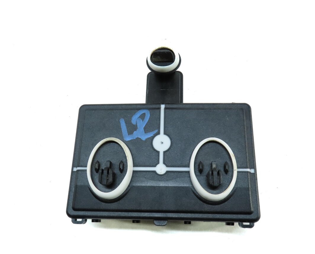 Thumbnail 5: 2017 AUDI A4 (B9 8W) REAR LEFT DOOR CONTROL MODULE