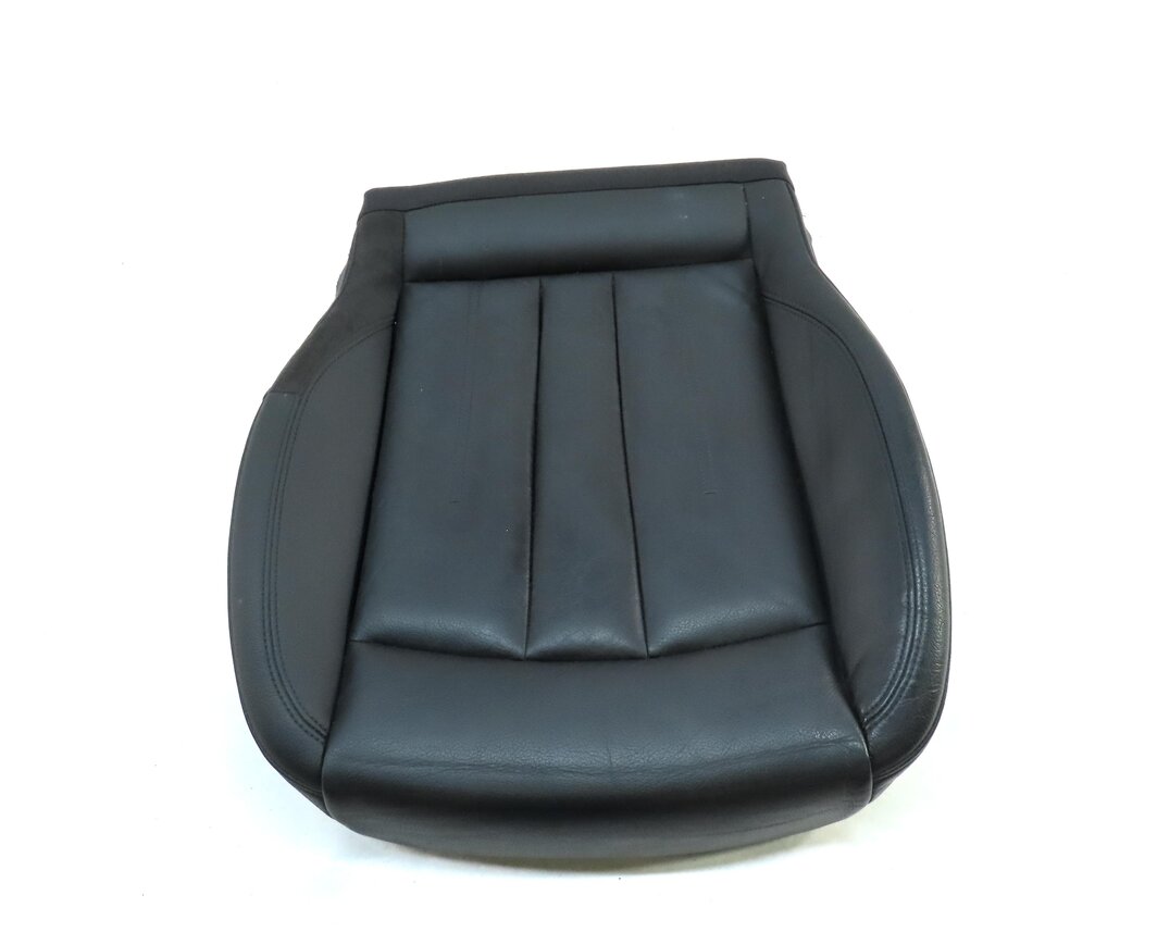 2017 AUDI A4 (B9 8W) FRONT LEFT DRIVER LOWER BOTTOM HEATED SEAT CUSHION (BLACK)