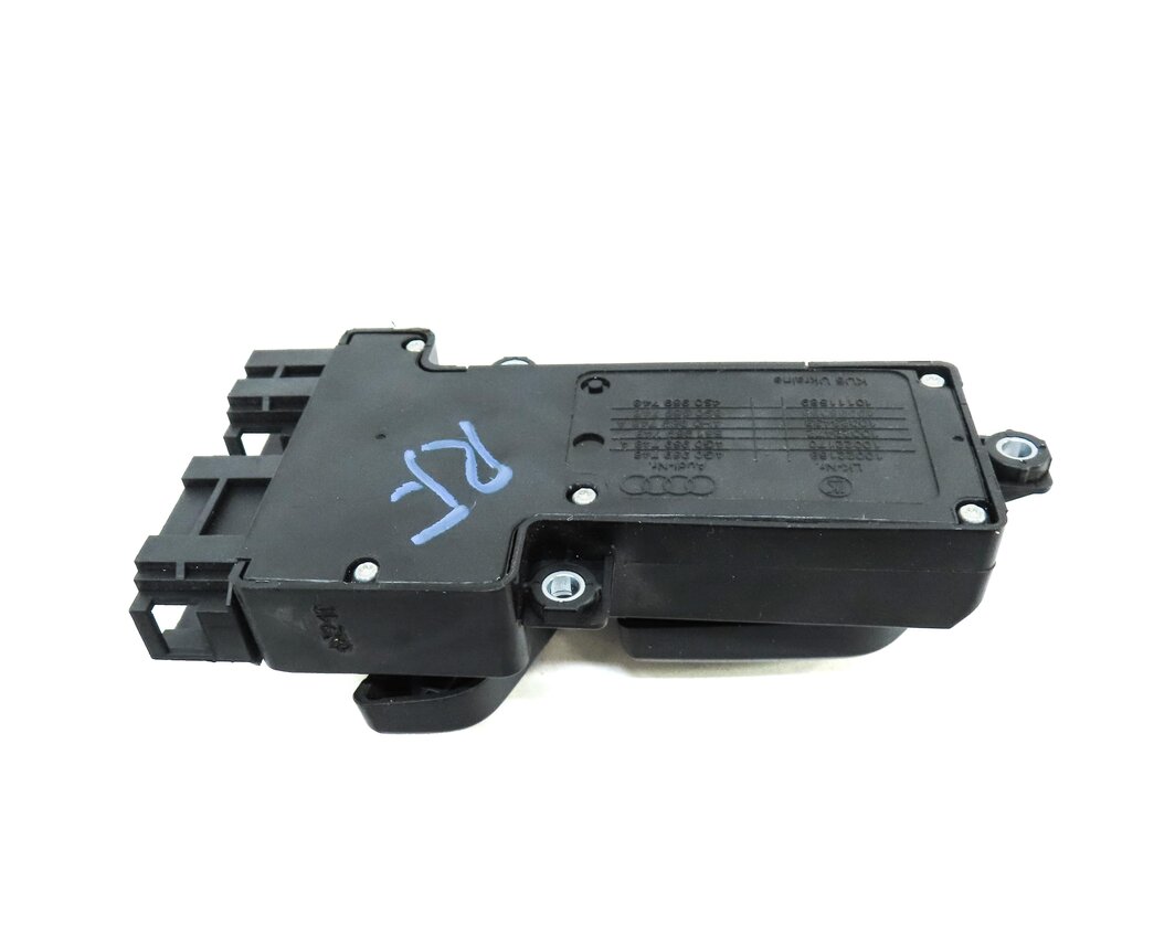 Thumbnail 4: 2017 AUDI A4 (B9 8W) FRONT RIGHT PASSENGER SEAT ADJUST ADJUSTMENT SWITCH
