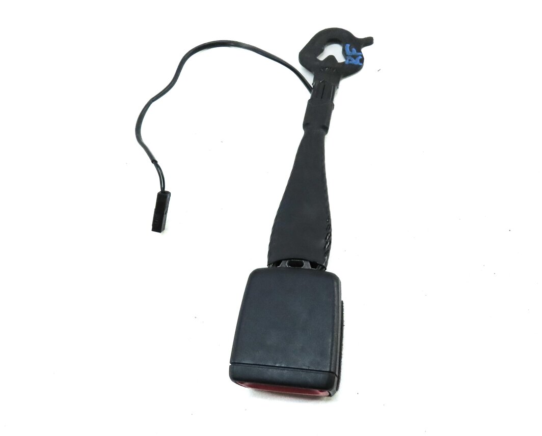 Thumbnail 4: 2017-2020 AUDI A4 Q7 (B9 8W 4M) FRONT RIGHT PASSENGER SEATBELT BUCKLE RECEIVER