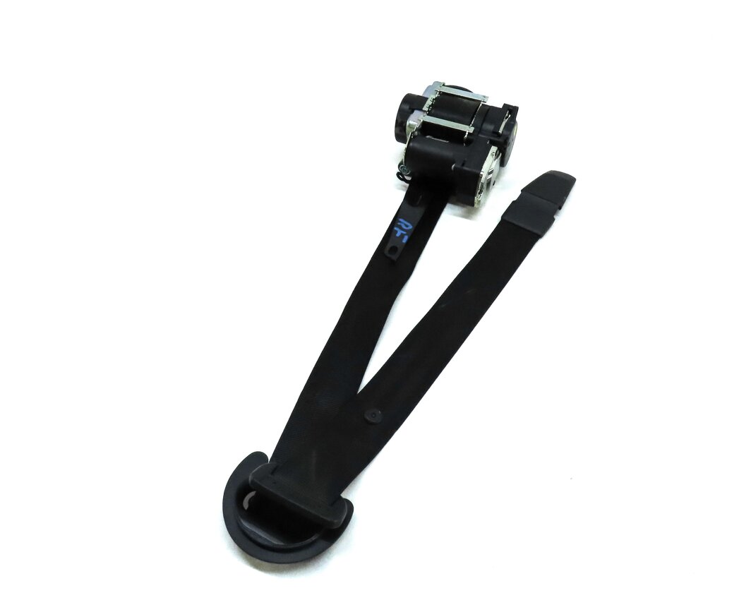 17-21 AUDI A4 ALLROAD (B9 8W) FRONT RIGHT PASSENGER SEATBELT RETRACTOR (BLACK)