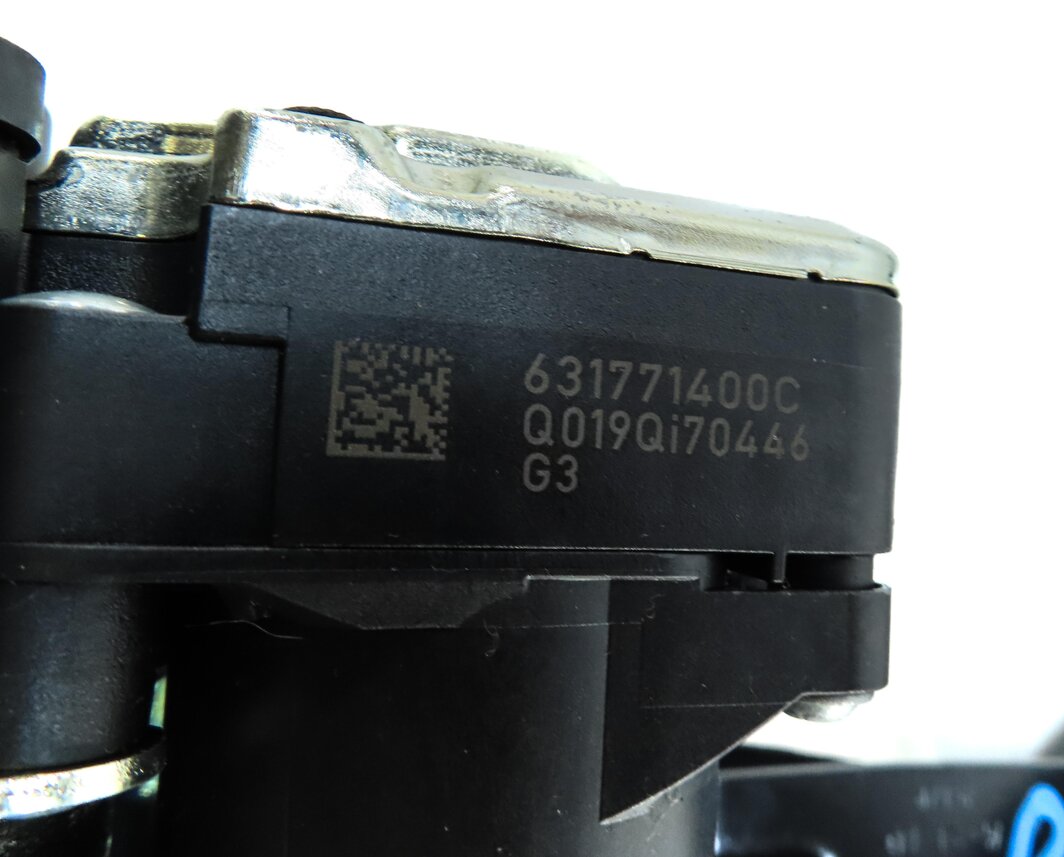 Thumbnail 5: 17-21 AUDI A4 ALLROAD (B9 8W) FRONT RIGHT PASSENGER SEATBELT RETRACTOR (BLACK)