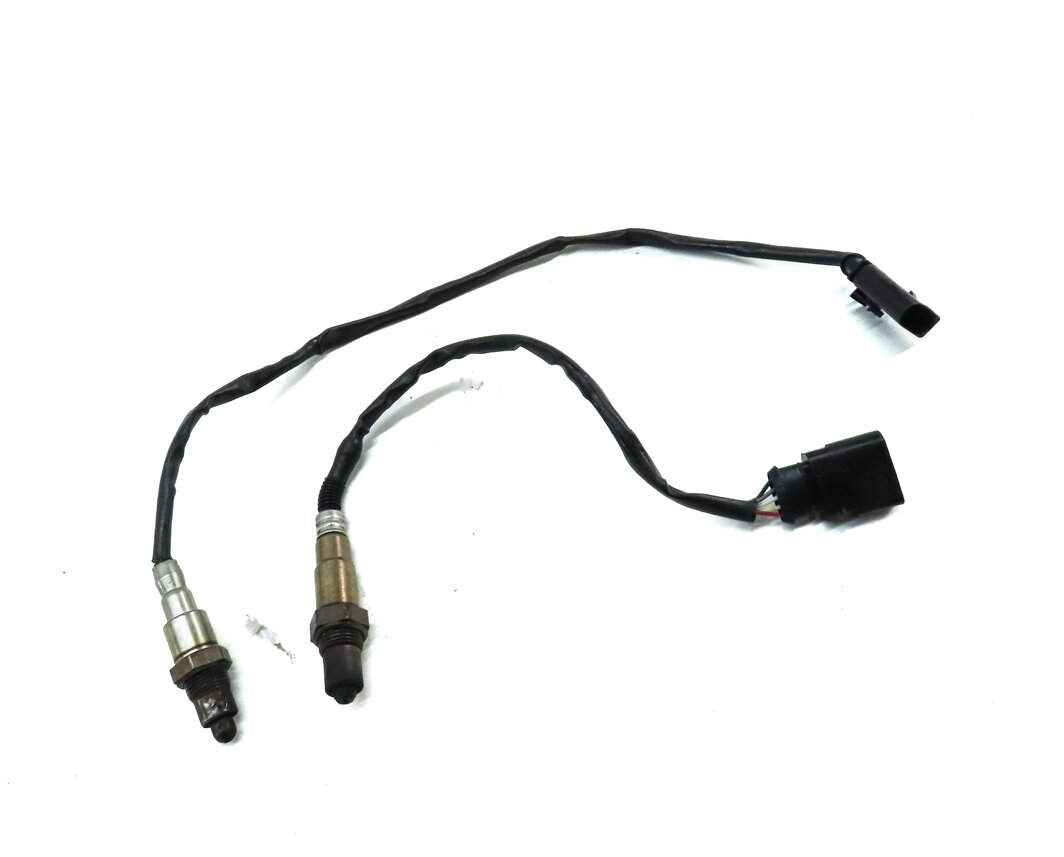 2017 AUDI A4 (B9 8W) 2.0L CYMC TURBO ENGINE PRE POST CAT O2 OXYGEN SENSOR SET-2