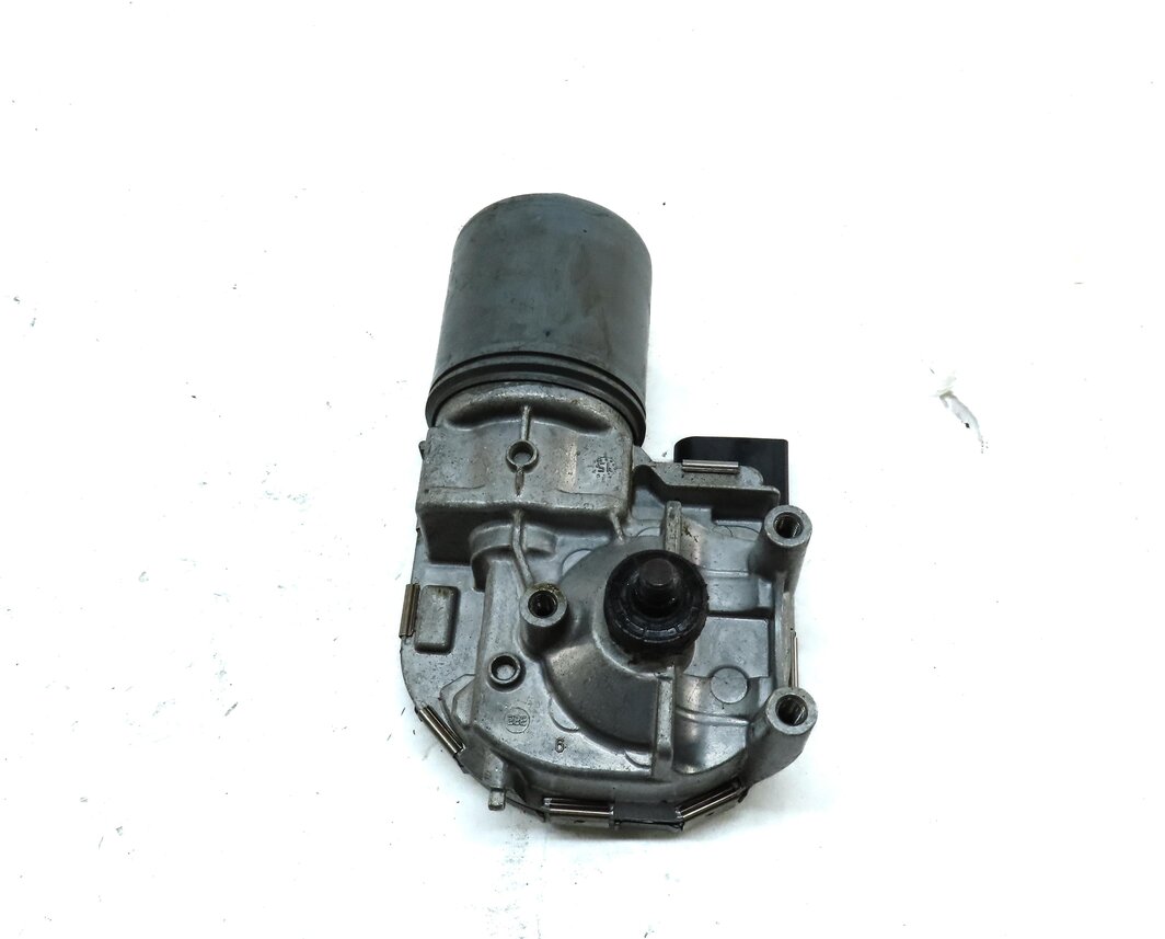 Thumbnail 3: 2017-2019 AUDI A4 ALLROAD (B9 8W) FRONT WINDSHIELD WIPER MOTOR