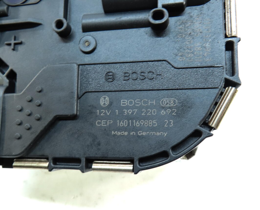 Thumbnail 6: 2017-2019 AUDI A4 ALLROAD (B9 8W) FRONT WINDSHIELD WIPER MOTOR