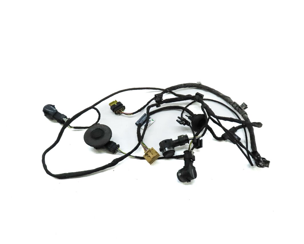 Thumbnail 3: 2017 AUDI A4 (B9 8W) REAR PDC PARK DISTANCE SENSOR SET w/ HARNESS (BLACK)