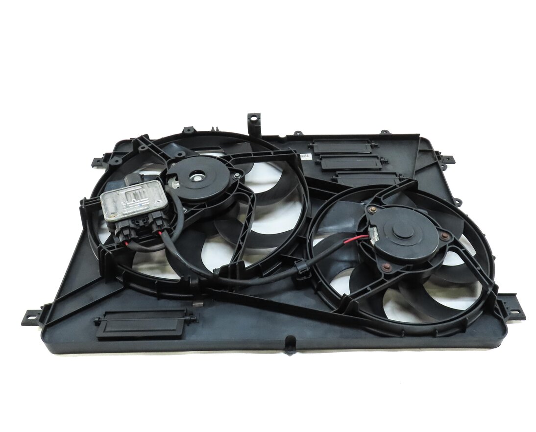 Thumbnail 5: 12-17 LR2 DISCOVERY SPORT RANGE ROVER EVOQUE (L538 L550) RADIATOR COOLING FAN