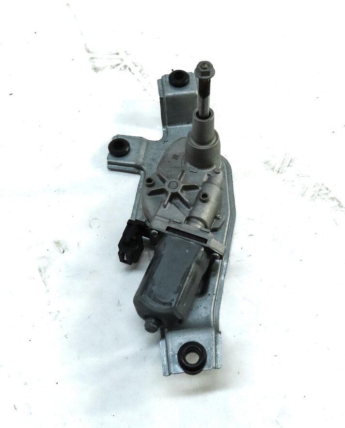 Thumbnail 2: 2015-2019 LAND ROVER DISCOVERY SPORT (L550) REAR HATCH TRUNK WIPER MOTOR