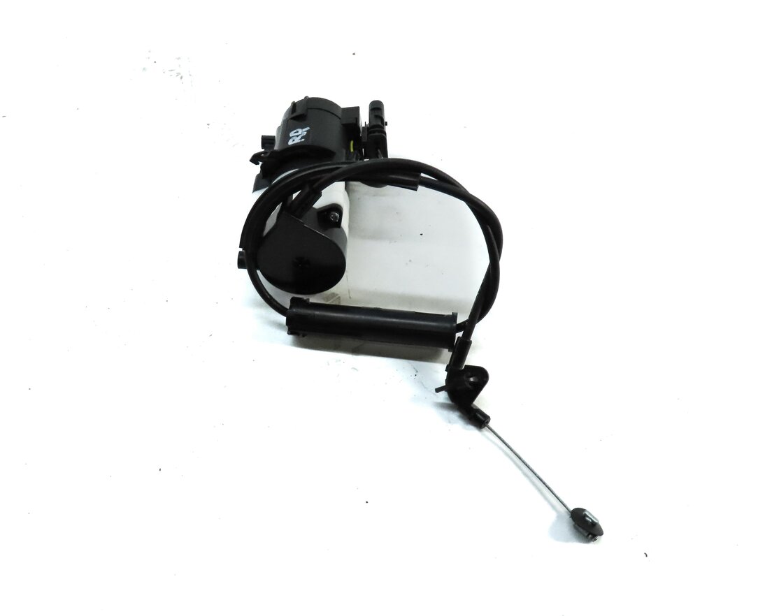 Thumbnail 4: 16 LAND ROVER DISCOVERY SPORT L550 REAR RIGHT 2ND ROW SEAT ADJUST MOTOR & CABLES