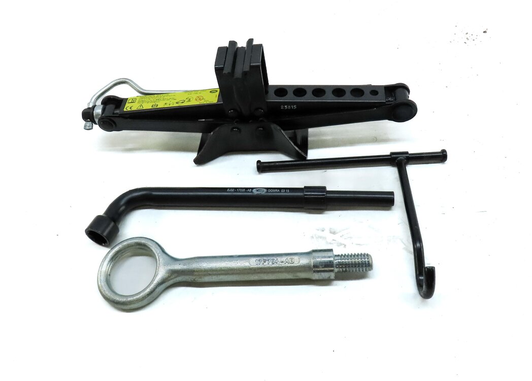 Thumbnail 2: 2015-2022 LAND ROVER DISCOVERY SPORT (L550) SPARE TIRE JACK LUG WRENCH TOOL SET