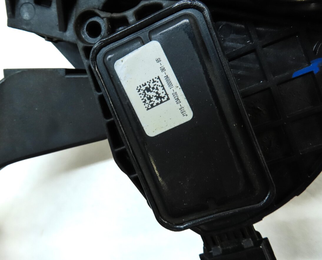 Thumbnail 7: 2016 LAND ROVER DISCOVERY SPORT (L550) ACCELERATOR THROTTLE GAS PEDAL