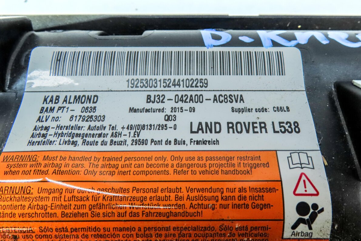 Thumbnail 6: 15-19 LAND ROVER DISCOVERY SPORT (L550) LEFT DRIVER KNEE AIRBAG (ALMOND BEIGE)