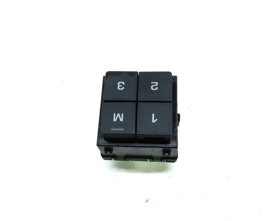 Thumbnail 4: 2016 LAND ROVER DISCOVERY SPORT (L550) FRONT RIGHT PASSENGER SEAT MEMORY SWITCH