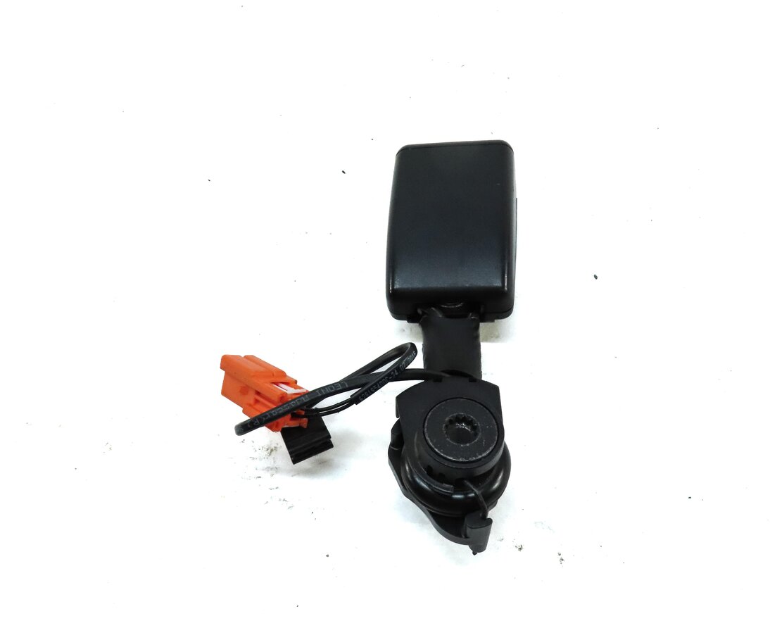 Thumbnail 4: 2016 LAND ROVER DISCOVERY SPORT L550 REAR 2ND ROW LEFT SEATBELT BUCKLE RECEIVER