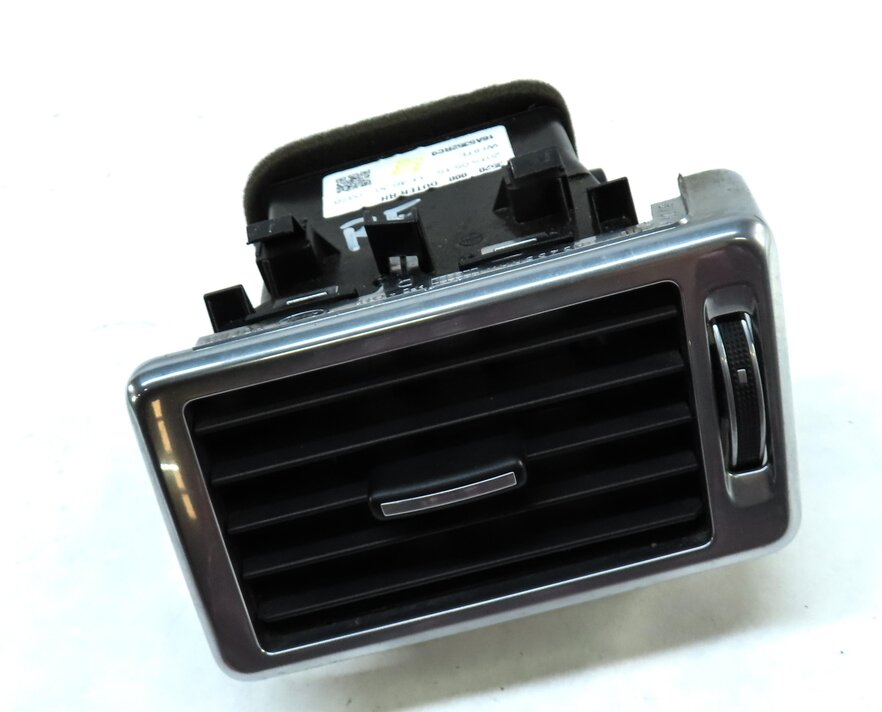 Thumbnail 3: 2016 LAND ROVER DISCOVERY SPORT (L550) FRONT FAR RIGHT DASH AC HEATER AIR VENT