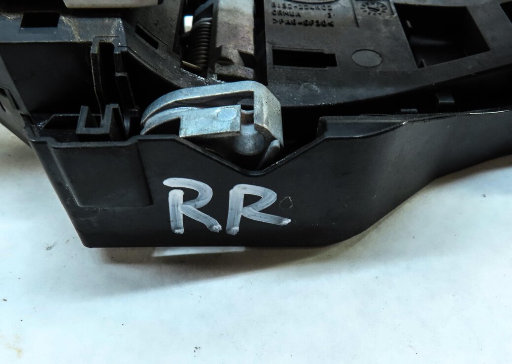 Thumbnail 6: 15-19 LAND ROVER DISCOVERY SPORT (L550) RIGHT REAR PASSIVE DOOR HANDLE (WHITE)