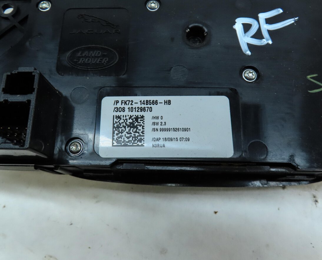 Thumbnail 6: 2016 LAND ROVER DISCOVERY SPORT (L550) FRONT RIGHT PASSENGER SEAT ADJUST SWITCH