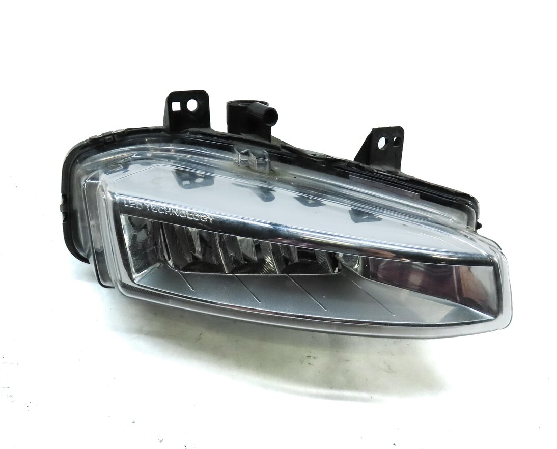 Thumbnail 1: 2015-2019 LAND ROVER DISCOVERY SPORT (L550) RIGHT FOGLIGHT FOG LIGHT LAMP (LED)