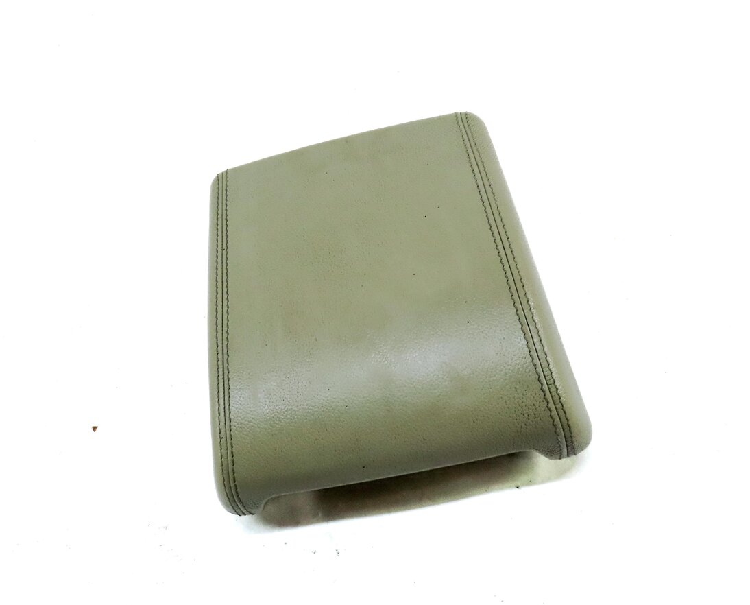 Thumbnail 3: 2015-2019 DISCOVERY SPORT (L550) FRONT CENTER CONSOLE ARMREST LID (ALMOND BEIGE)