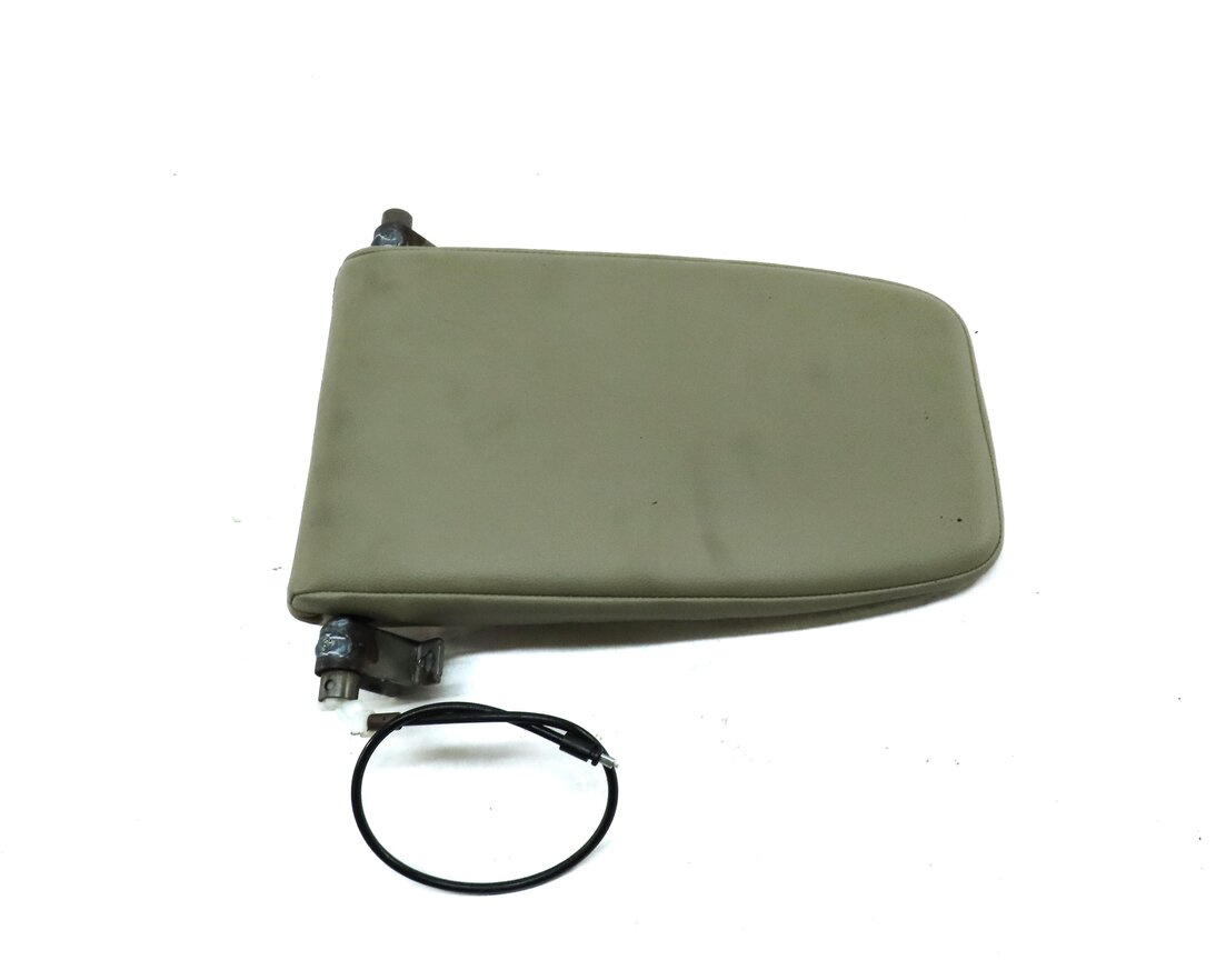 Thumbnail 3: 15-19 LAND ROVER DISCOVERY SPORT (L550) REAR 3RD ROW RIGHT HEADREST ALMOND BEIGE