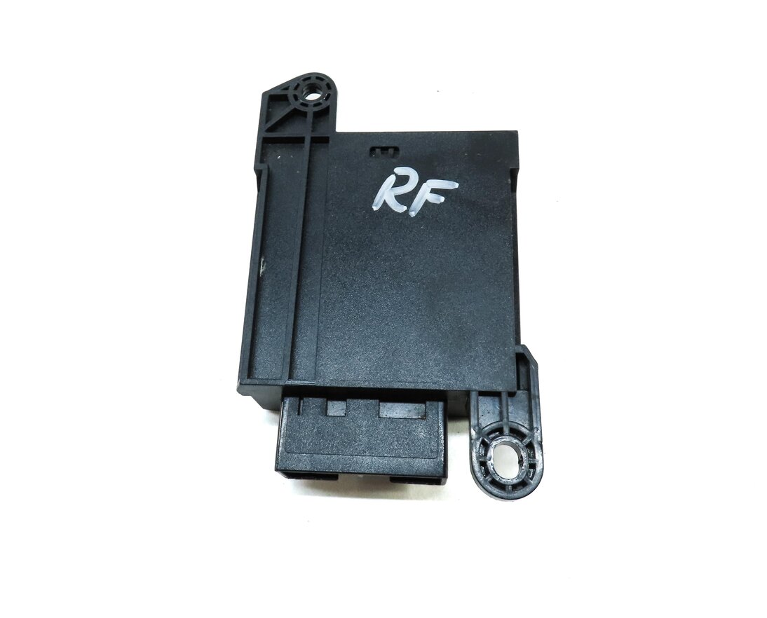 Thumbnail 5: 14-20 JAGUAR EPACE XE XF XJ - DISCOVERY RANGE ROVER SPORT - HEATED SEAT MODULE