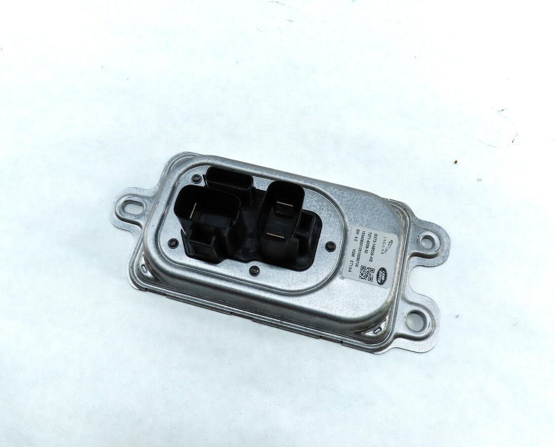 2016 LAND ROVER DISCOVERY SPORT (L550) POWER INVERTER VOLTAGE CONTROL MODULE